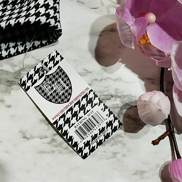 💙WEEKEND SALE💙 3 Piece Bikini Set - Picture 2 of 5